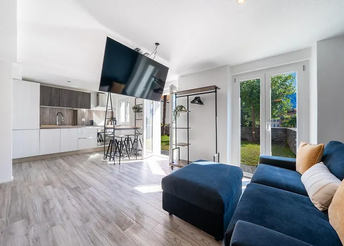 Διαμέρισμα Modern With Private Jacuzzy And Garden