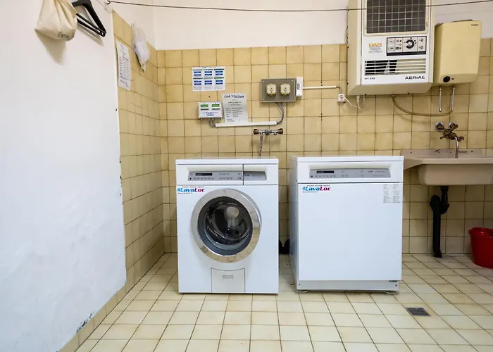 Modern With Private Jacuzzy And Garden דירה