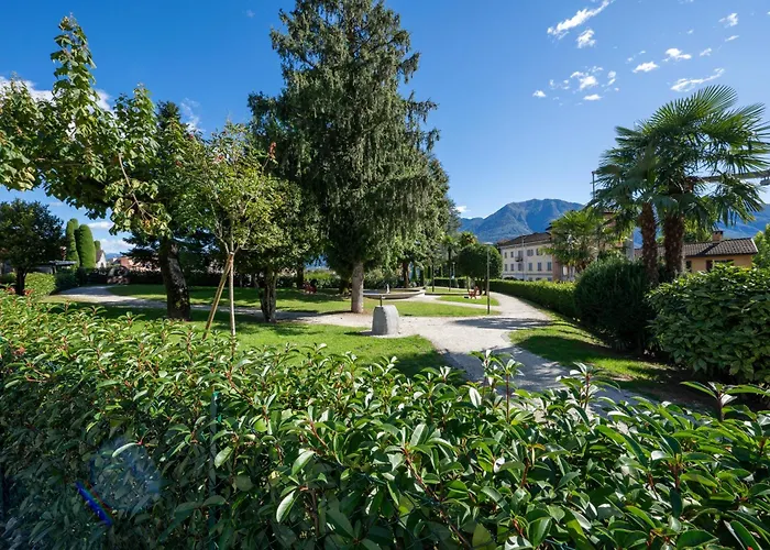 Modern With Private Jacuzzy And Garden דירה *